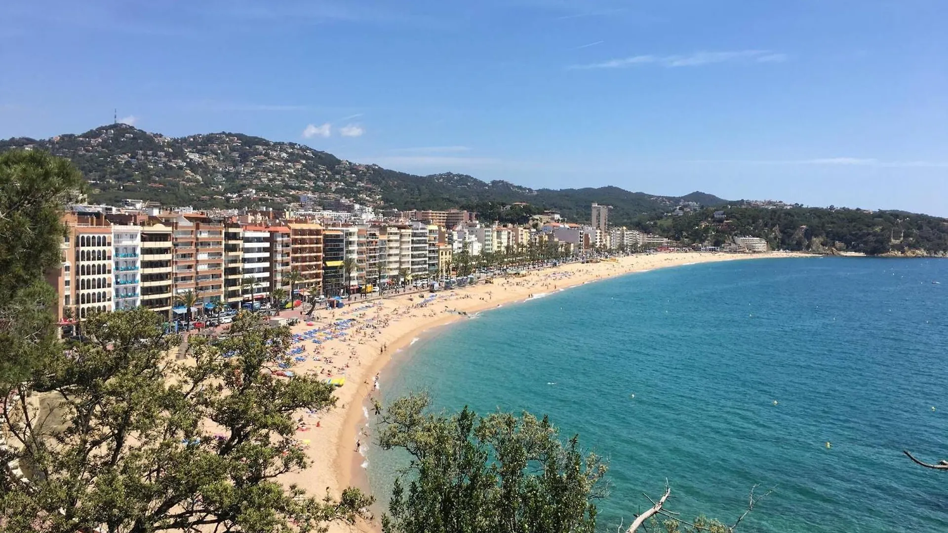 Equipped Centric Apartment With Large Terrace Lloret de Mar